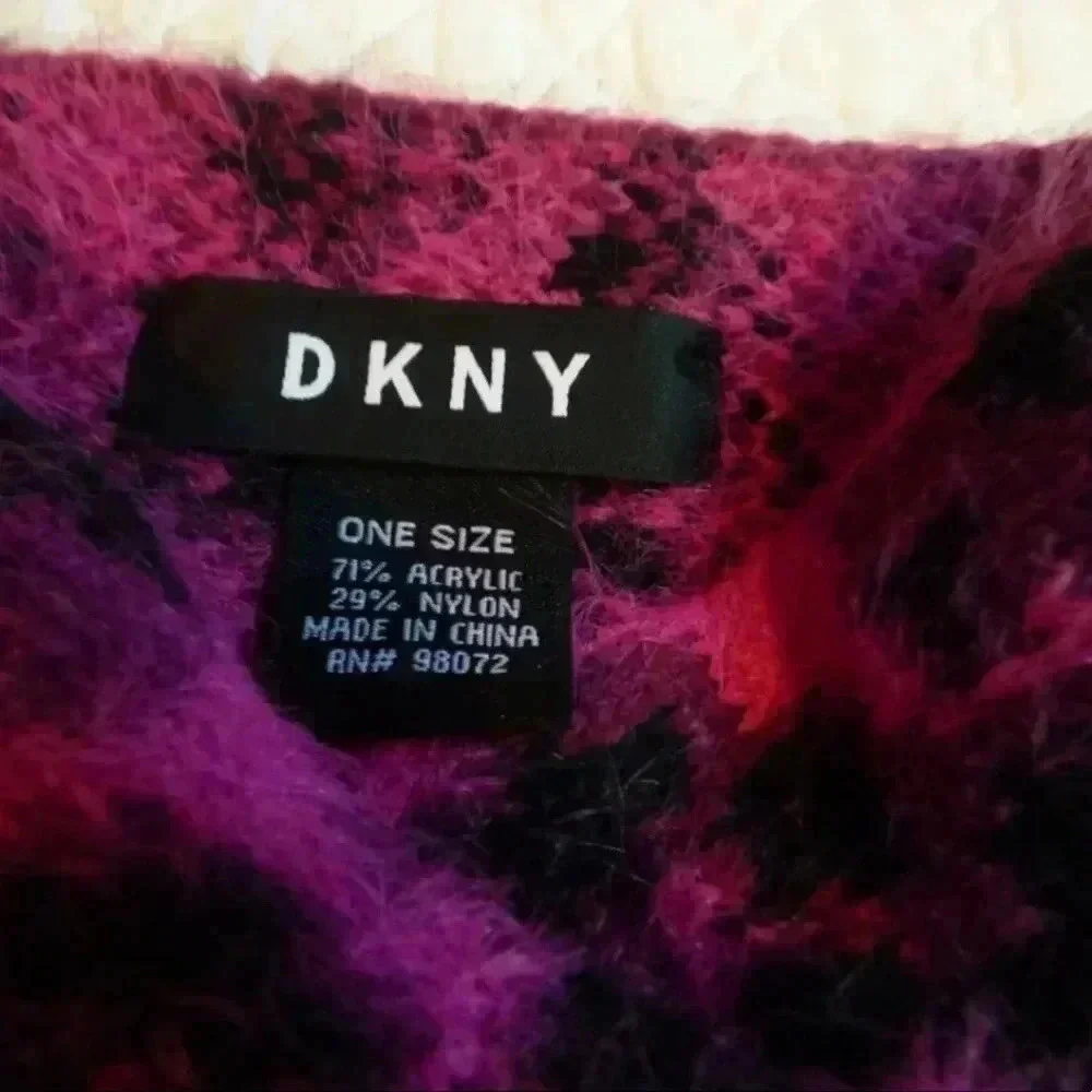 DKNY Women’s Fuzzy Animal Print Twisted Headband Hot Pink Black